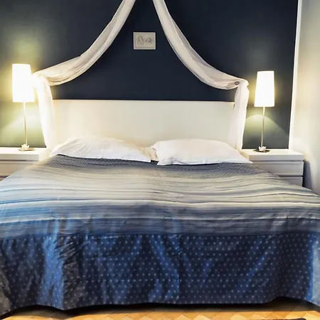 Quarto em Acomodações Particulares Anna